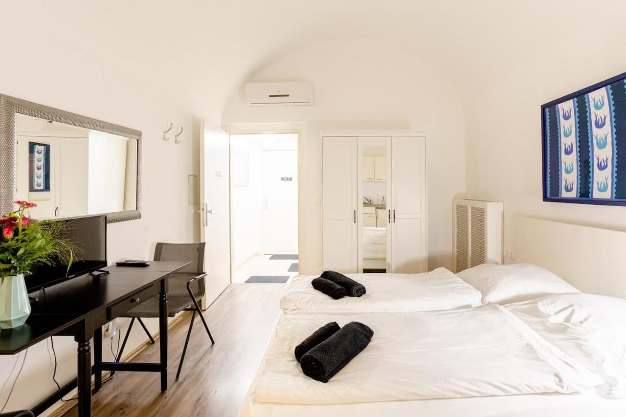 Air Condition I All Sights In Walking Distance I 201 Mbit Wifi Виена Екстериор снимка